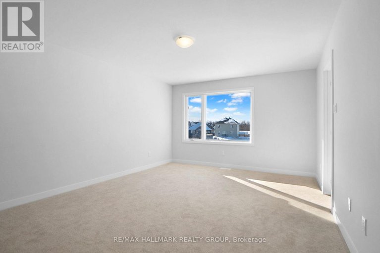 29360428/1944-hawker-private/huntley-ward-south-east/ottawa/ontario/K2M0M5_14