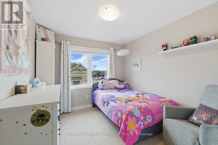 28459225/251-mountain-sorrel-way/avalon-west/ottawa/ontario/K4A1H5_17