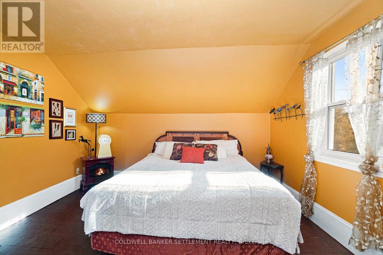 28303793/2296-south-lavant-road/lanark-highlands-dalhousie-twp/lanark-highlands/ontario/K0G1K0_23