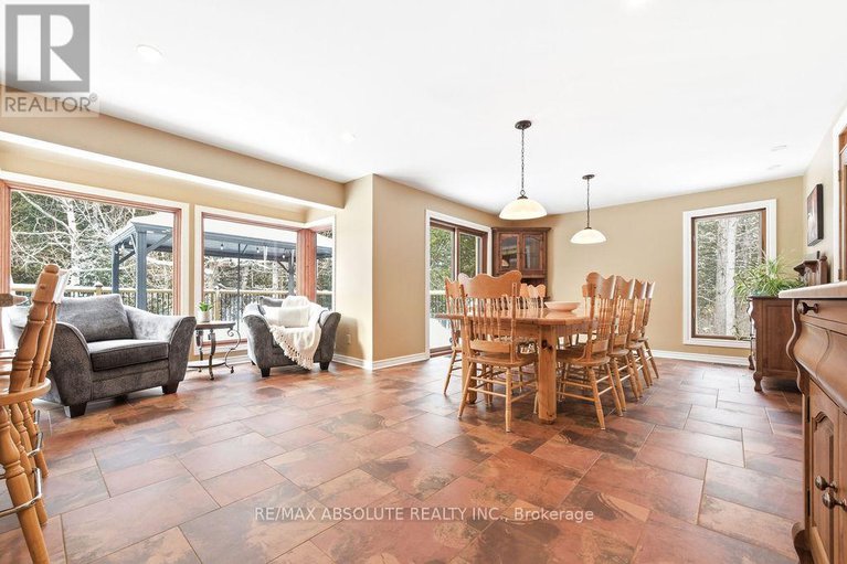 29357236/206-deerwood-drive/fitzroy-ward-south-west/ottawa/ontario/K0A2H0_12