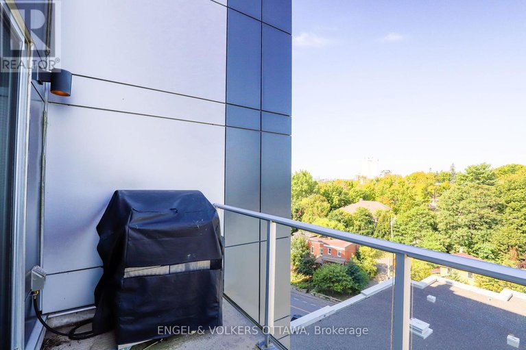 28825352/813-7-marquette-avenue/vanier/ottawa/ontario/K1L8A7_16