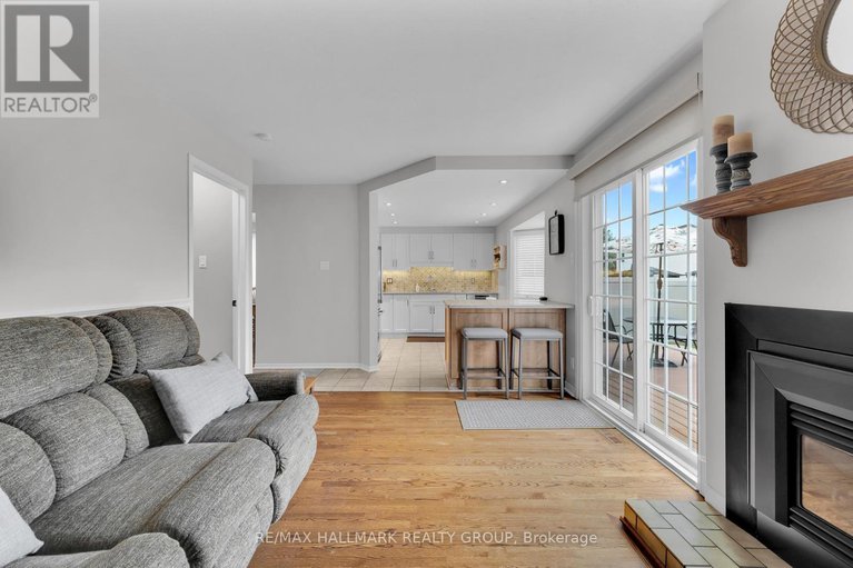 28637166/610-steller-street/fallingbrookpineridge/ottawa/ontario/K4A1N1_25