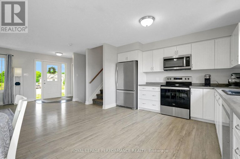 28622836/2995-drew-drive/north-dundas-mountain-twp/north-dundas/ontario/K0E1W0_10