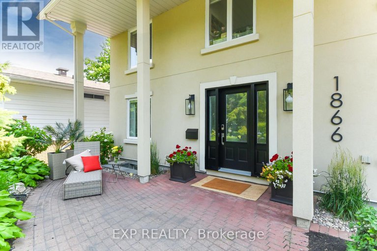 28597988/1866-beattie-avenue/playfair-park/ottawa/ontario/K1H5R8_2
