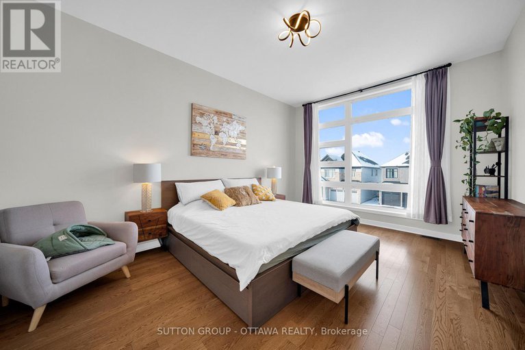 29185050/726-octave-grove/riverside-southgloucester-glen/ottawa/ontario/K1X0C7_24