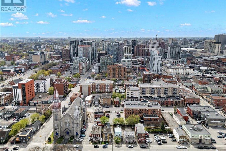 28898418/168-174-murray-street/lower-townbyward-market/ottawa/ontario/K1N5M8_13