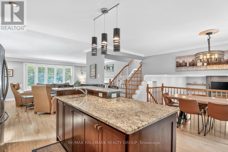 28761916/30-oakhurst-crescent/blackburn-hamlet/ottawa/ontario/K1B4A6_13