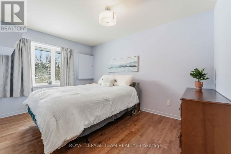 29355190/3322-elizabeth-street/osgoode/ottawa/ontario/K0A2W0_15