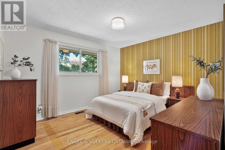 28881407/609-blanchard-crescent/mooneys-bayrevelstoke/ottawa/ontario/K1V7B7_20