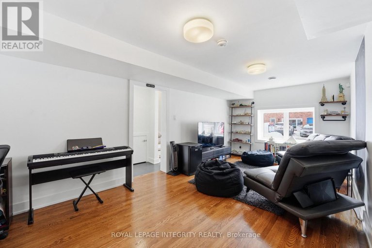 29399727/27-marco-lane/old-ottawa-south/ottawa/ontario/K1S5A1_17