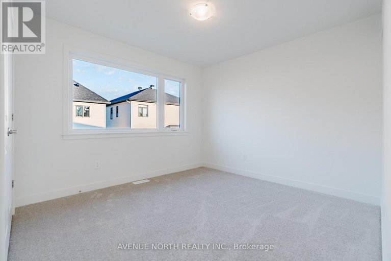 29652352/1729-rotterdam-circle/rural-kanata-central/ottawa/ontario/K2W1A5_39