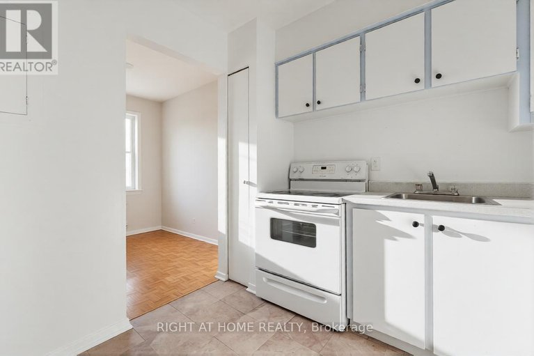 29331896/305b-2044-arrowsmith-drive/beacon-hill-south/ottawa/ontario/K1J7V8_10