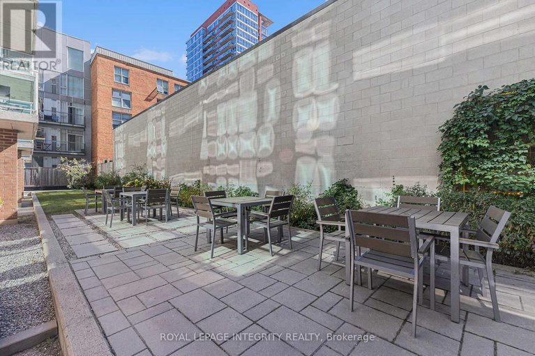 28905631/1a-150-york-street/lower-townbyward-market/ottawa/ontario/K1N1K9_22