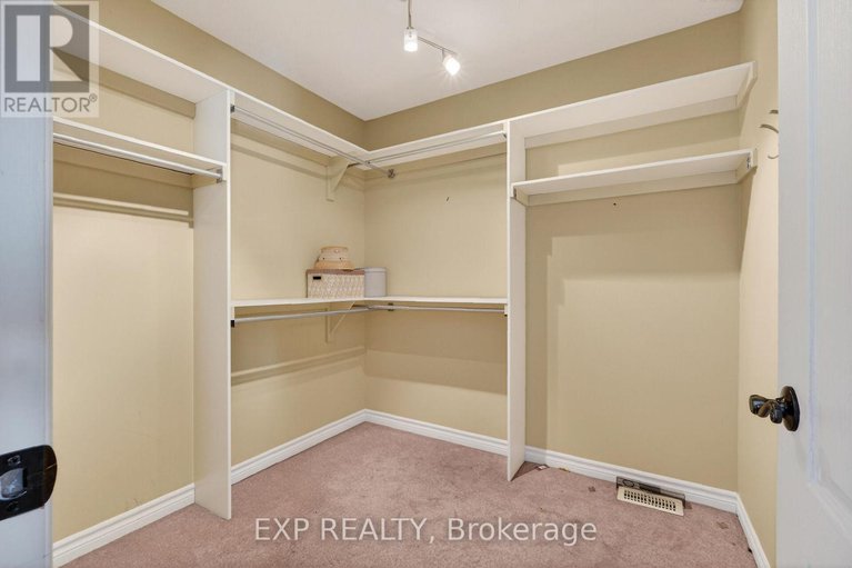 29405712/32-olde-towne-avenue/village-of-russell/russell/ontario/K4R0A5_19