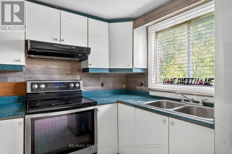 28812451/3855-old-highway-17/clarencerockland-twp/clarence-rockland/ontario/K4K1W2_19