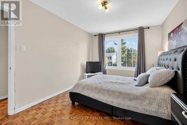 28956955/2628-baseline-road/leslie-park/ottawa/ontario/K2H7B4_28