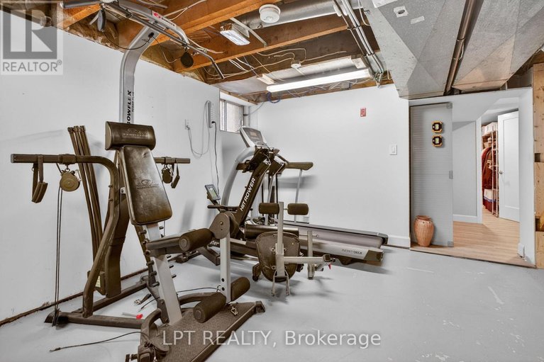 29629045/168-huron-avenue-n/ottawa-west/ottawa/ontario/K1Y0W4_33