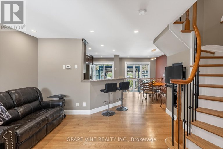 29672102/142-college-circle/castle-heights/ottawa/ontario/K1K4S1_6