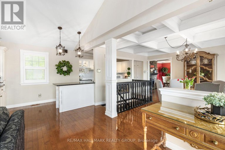 28377545/1-rideau-glen-drive/rideau-heightsashdalerideau-glen/ottawa/ontario/K2C3H1_12