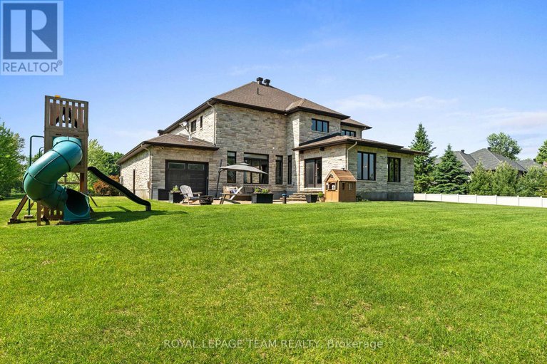 28452821/6132-pebblewoods-drive/greely/ottawa/ontario/K4P0A1_42