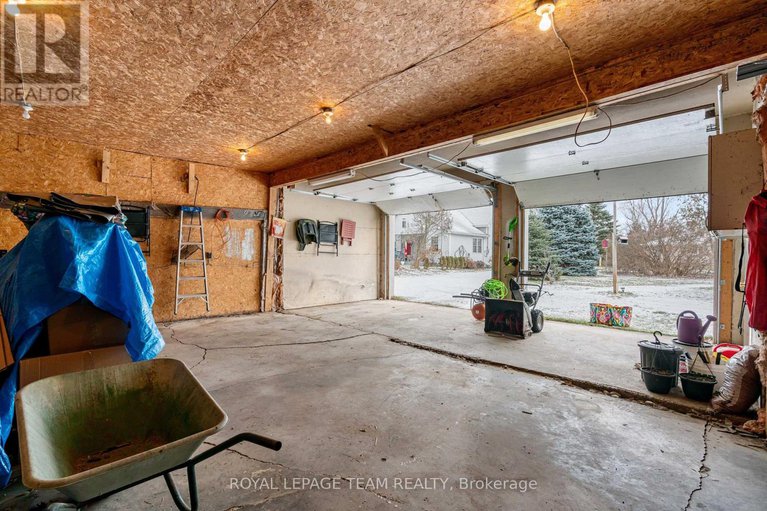 29158073/11509-queen-street/north-dundas-mountain-twp/north-dundas/ontario/K0E1J0_28