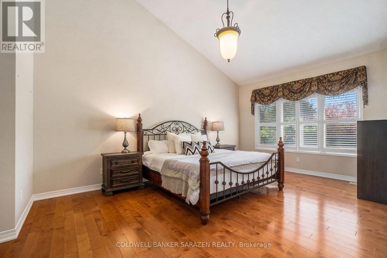 28981674/221-madhu-crescent/mooneys-bay/ottawa/ontario/K2C4J2_20