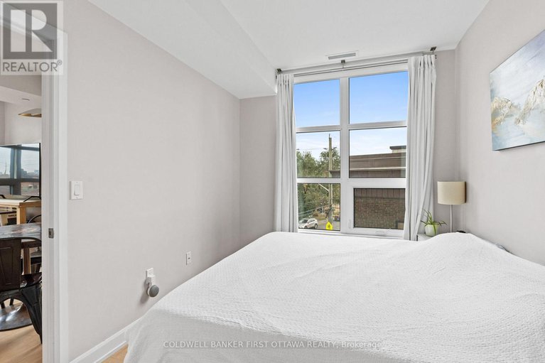 28877200/303-10-rosemount-avenue/hintonburg/ottawa/ontario/K1Y4G9_18