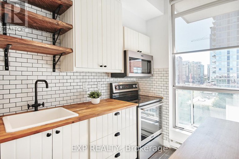 28998983/606-180-york-street/lower-townbyward-market/ottawa/ontario/K1N1J6_18