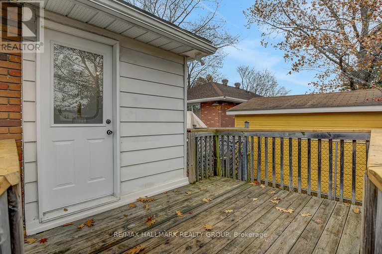 29145241/13-dunham-street/cardinal-heights/ottawa/ontario/K1J7L5_39