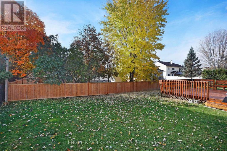 27959648/8-mary-hill-crescent/richmond/ottawa/ontario/K0A2Z0_45