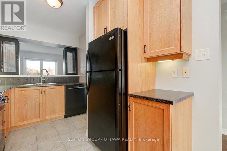 28865181/104-par-la-ville-circle/stittsville-north/ottawa/ontario/K2S0L7_15