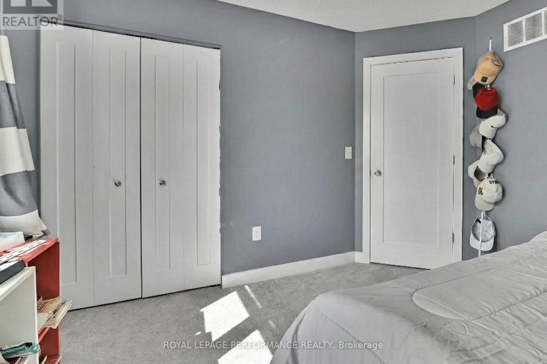 29131764/609-robert-street/town-of-rockland/clarence-rockland/ontario/K4K1E8_19