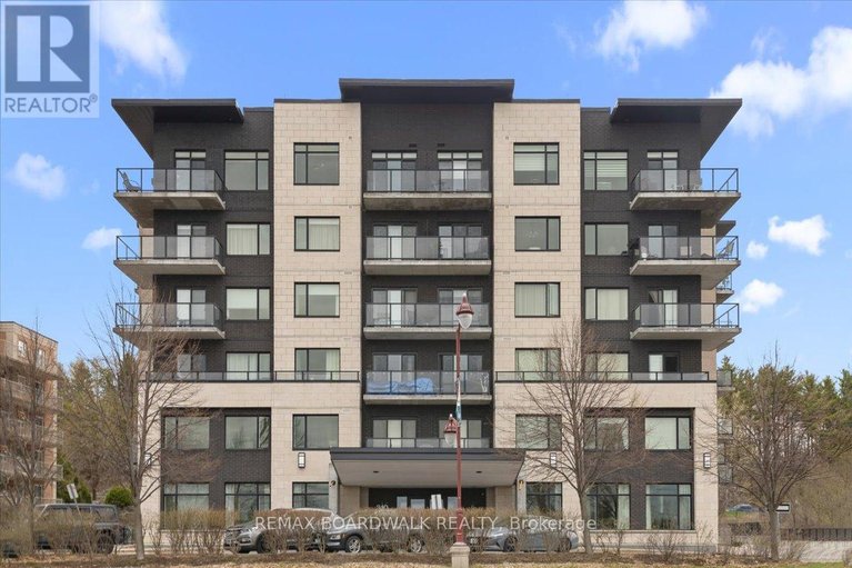 29684345/506-310-centrum-boulevard/bilberry-creekqueenswood-heights/ottawa/ontario/K1E0A3_1