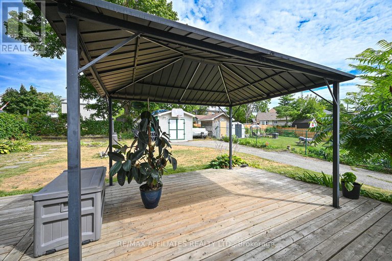 28756533/60-chambers-street/smiths-falls/smiths-falls/ontario/K7A2Y6_47