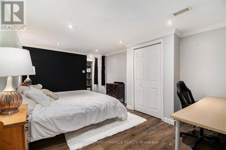 28814583/934-galaxie-avenue/navan/ottawa/ontario/K4B1M5_23