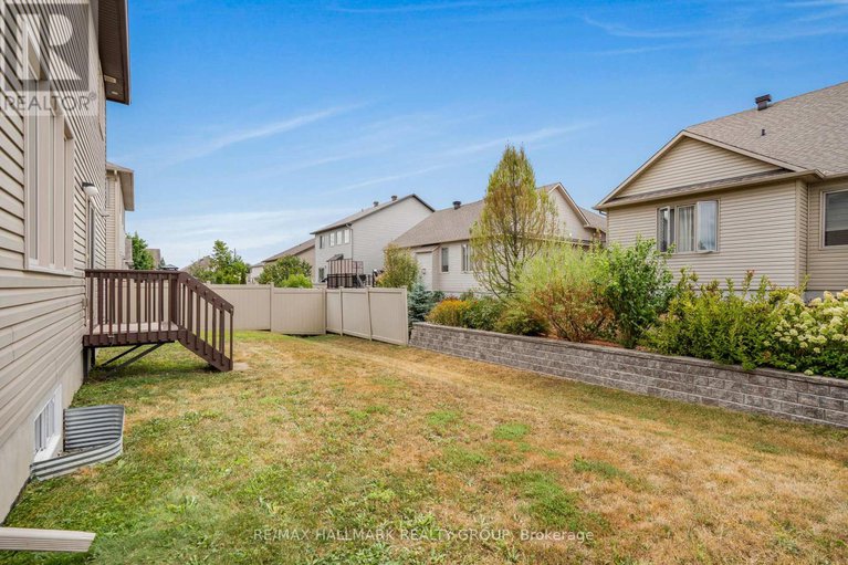 28788006/422-mercury-street/town-of-rockland/clarence-rockland/ontario/K4K0G8_30