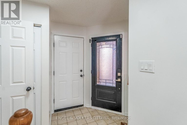28241541/34-baton-court/katimavik/ottawa/ontario/K2L4C8_3
