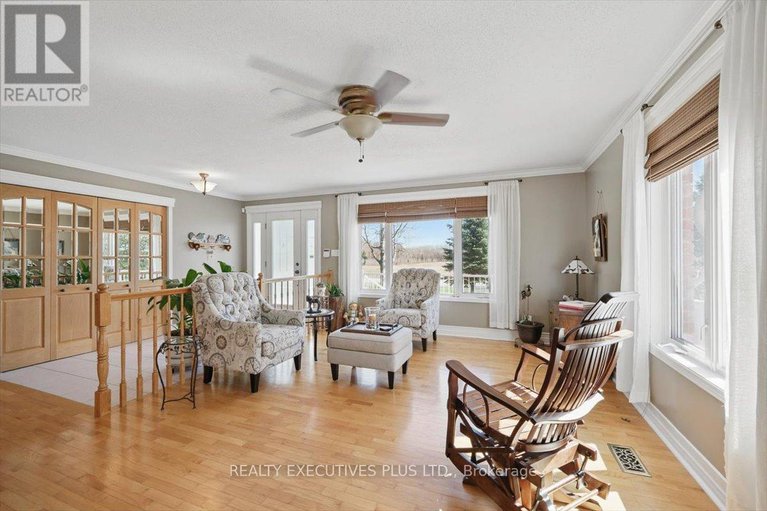 28237112/2935-baseline-road/clarencerockland-twp/clarence-rockland/ontario/K0A3N0_6