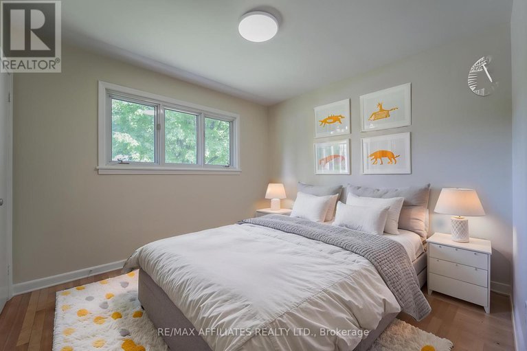 28513866/536-browning-avenue/riverview-park/ottawa/ontario/K1G0T4_27