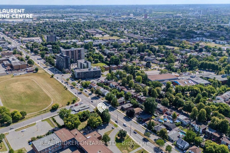28781771/713-st-laurent-boulevard/castle-heightsrideau-high/ottawa/ontario/K1K3A6_19