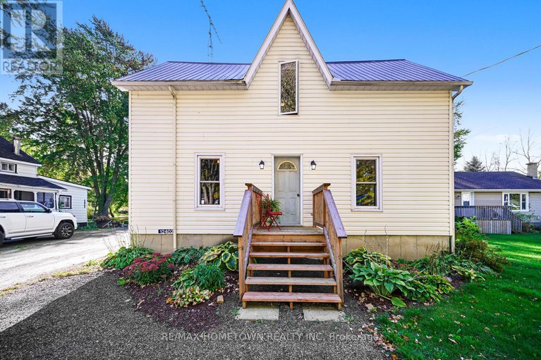 28970416/12402-county-road-18-road/south-dundas-williamsburgh-twp/south-dundas/ontario/K0C2H0_1
