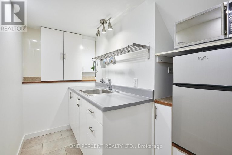 29676801/15-1240-kilborn-place/alta-vista/ottawa/ontario/K1H1B4_30