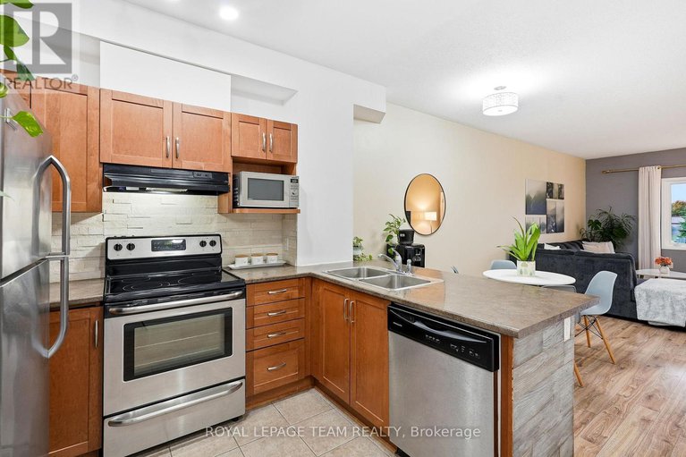 29069531/104-fir-lane/kemptville/north-grenville/ontario/K0G1J0_7