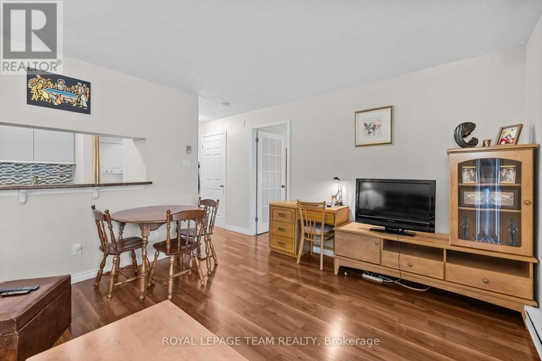 29603328/214-270-brittany-drive/viscount-alexander-park/ottawa/ontario/K1K4M3_7