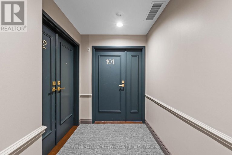 28400600/101-21-durham-private/lindenlea/ottawa/ontario/K1M2H8_11