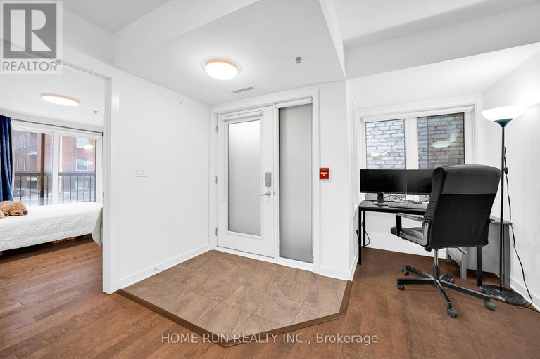 29244128/458a-king-edward-avenue/sandy-hill/ottawa/ontario/K1N0B3_12