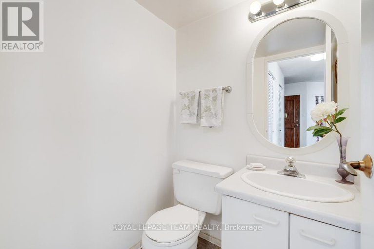 29283470/1004-40-arthur-street-e/west-centre-town/ottawa/ontario/K1R7T5_30
