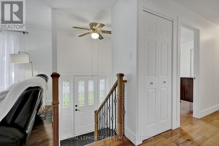 28527539/18-dowdall-crescent/fringewood/ottawa/ontario/K2S1T9_26