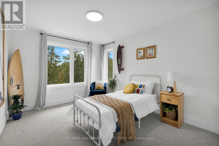 28591774/3311-barlow-crescent/dunrobin-shores/ottawa/ontario/K0A1T0_24