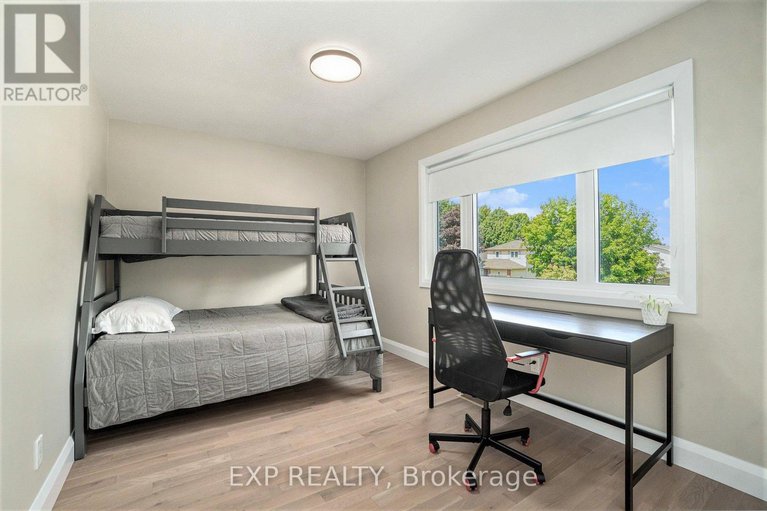 28647079/680-mathieu-way/fallingbrookpineridge/ottawa/ontario/K4A2R4_24